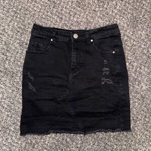 Black Mini Pencil Skirt for Night Out